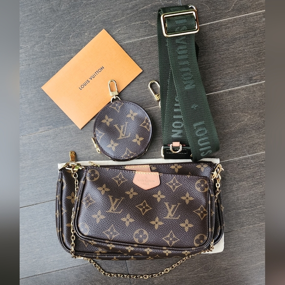 Louis Vuitton Handbags - Louis Vuitton Multi Pochette Green * AUTHENTIC*
